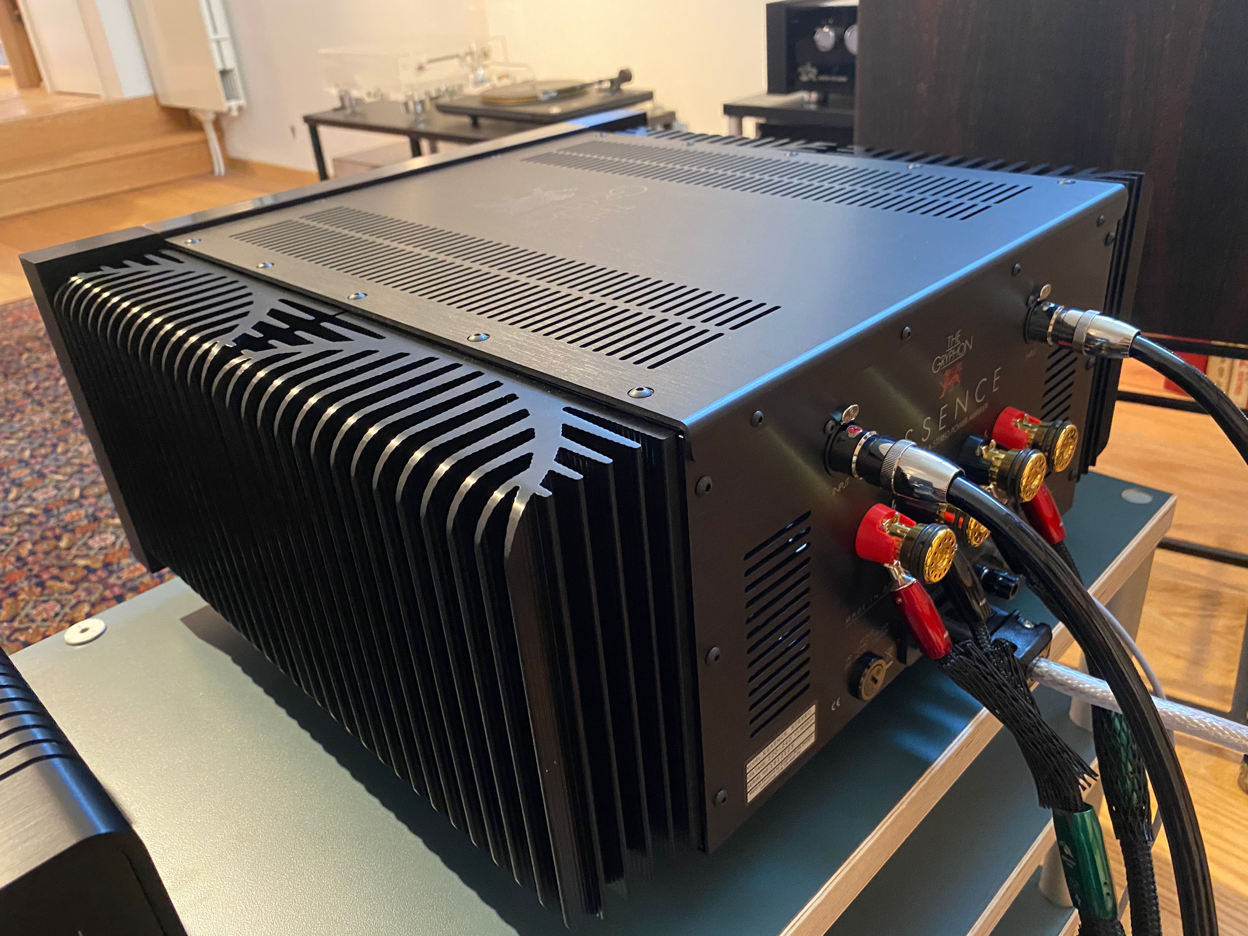 The Gryphon Essence Pre en Stereo Power techniek en functies