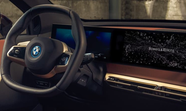 2021-09-08 BMW iX BowersAndWilkins